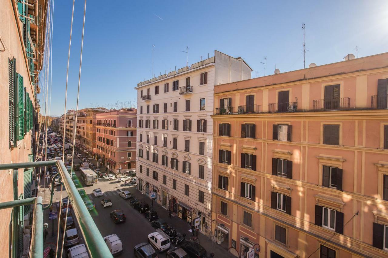 רומא Casa Di Luca _ 3 Bdr Apartment מראה חיצוני תמונה