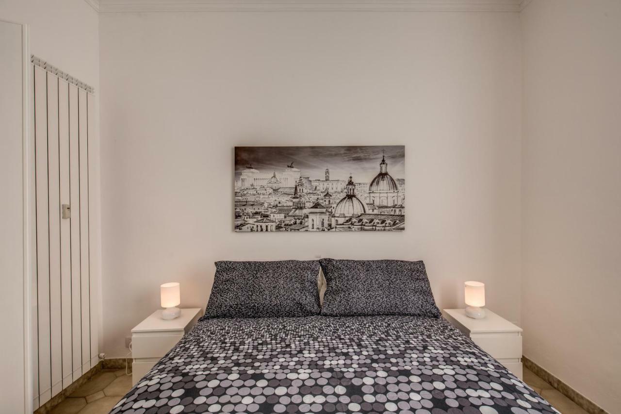 רומא Casa Di Luca _ 3 Bdr Apartment מראה חיצוני תמונה