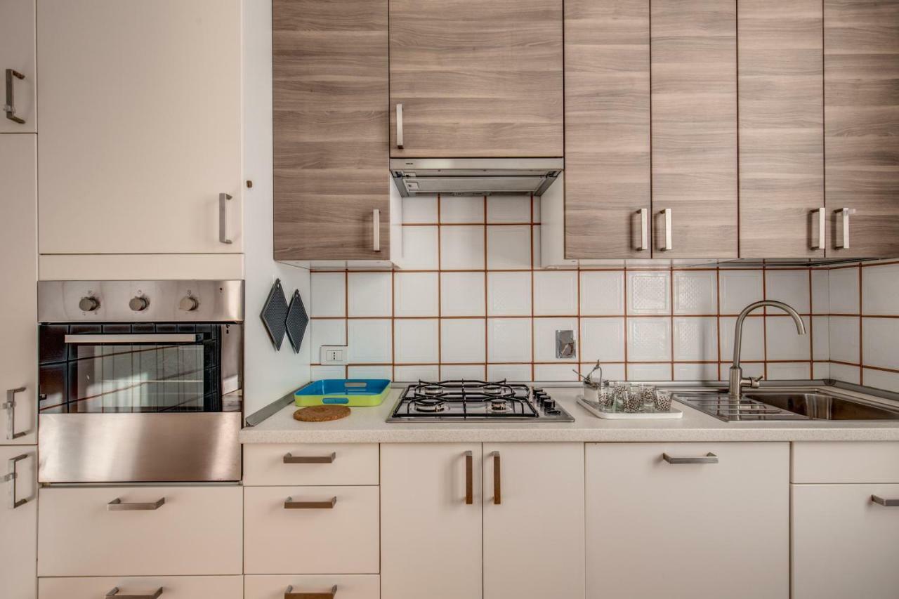 רומא Casa Di Luca _ 3 Bdr Apartment מראה חיצוני תמונה